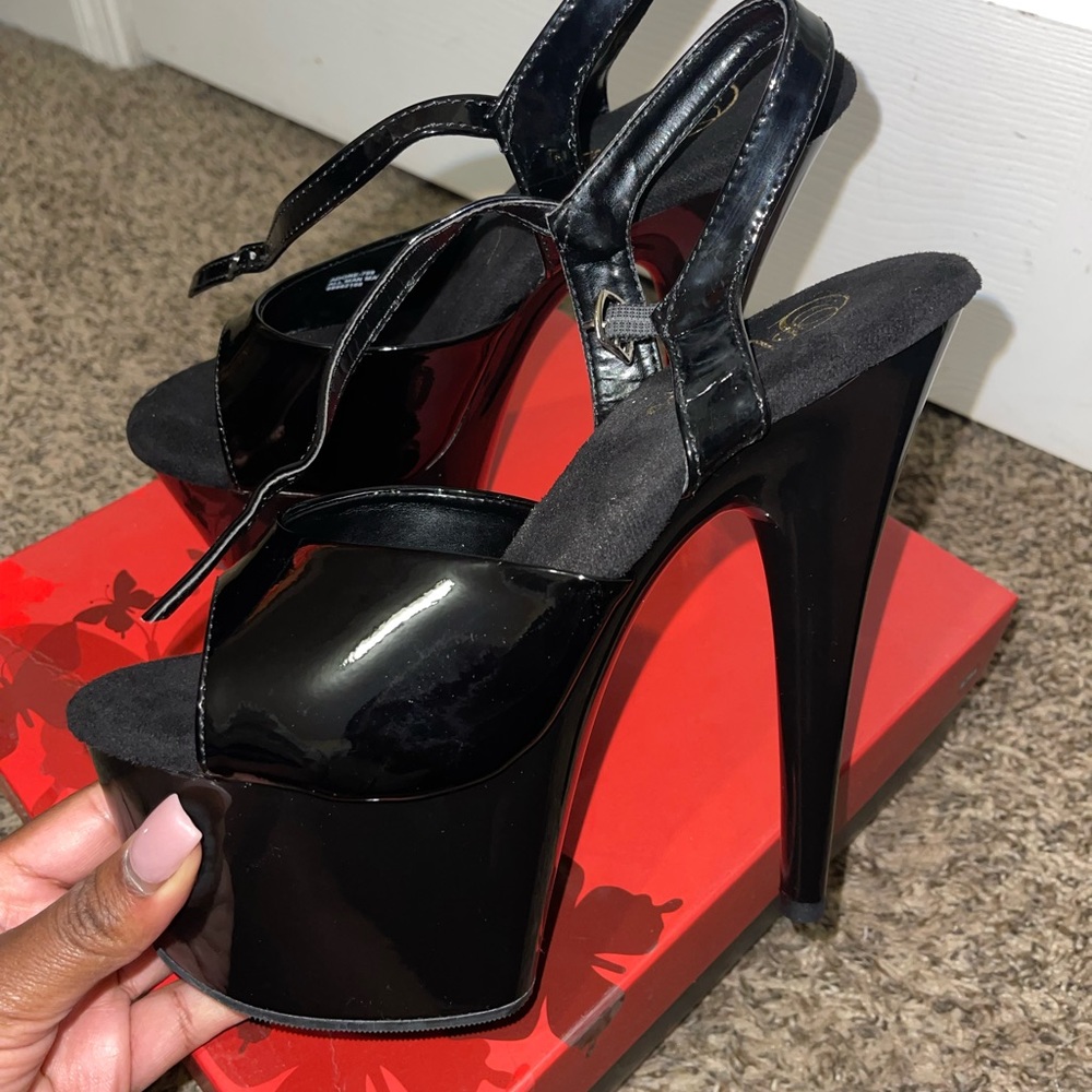 Black Pleaser Heels (LIKE NEW)